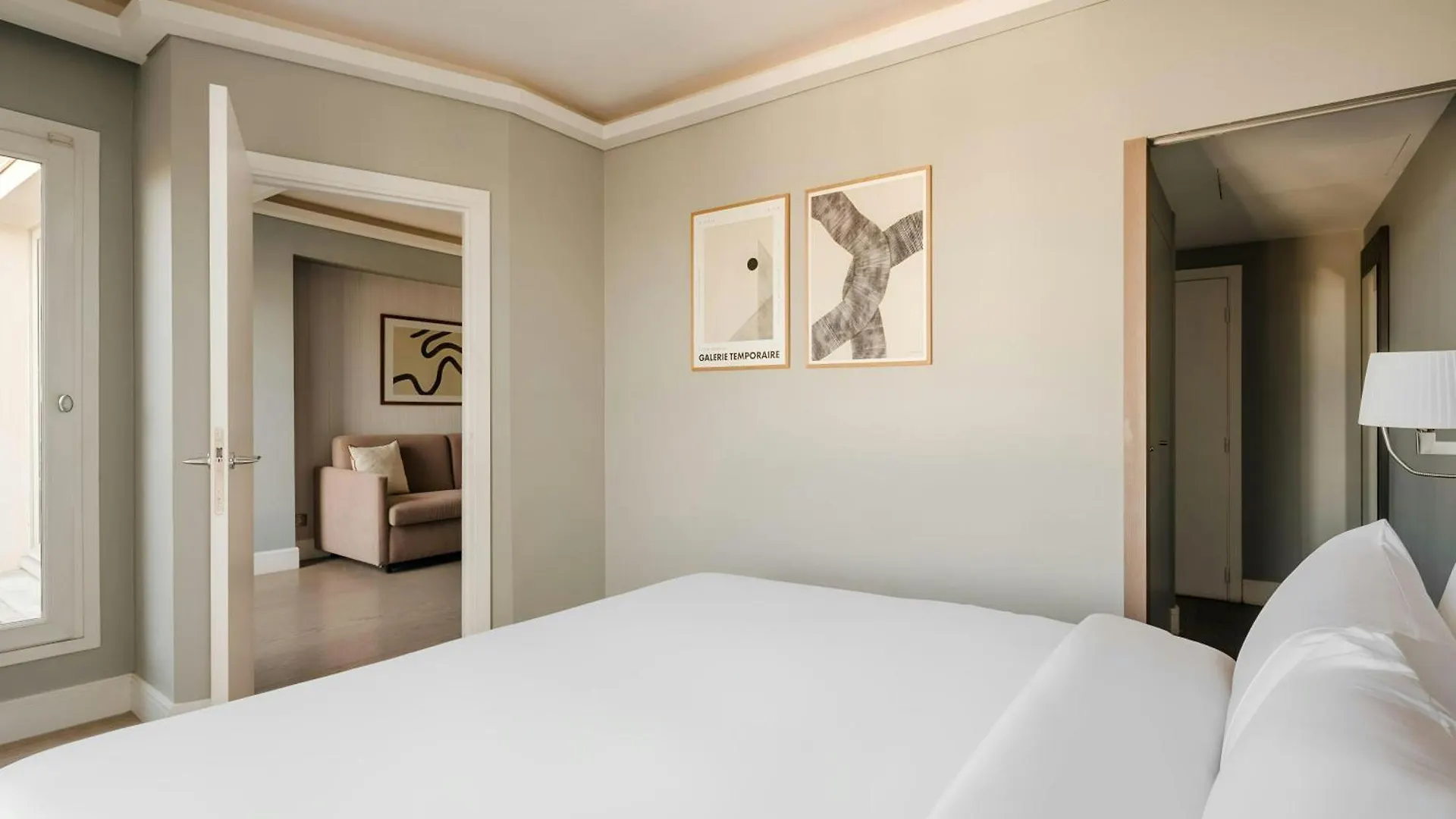 Hotel Sonder L'Edmond Parc Monceau Paris Frankreich