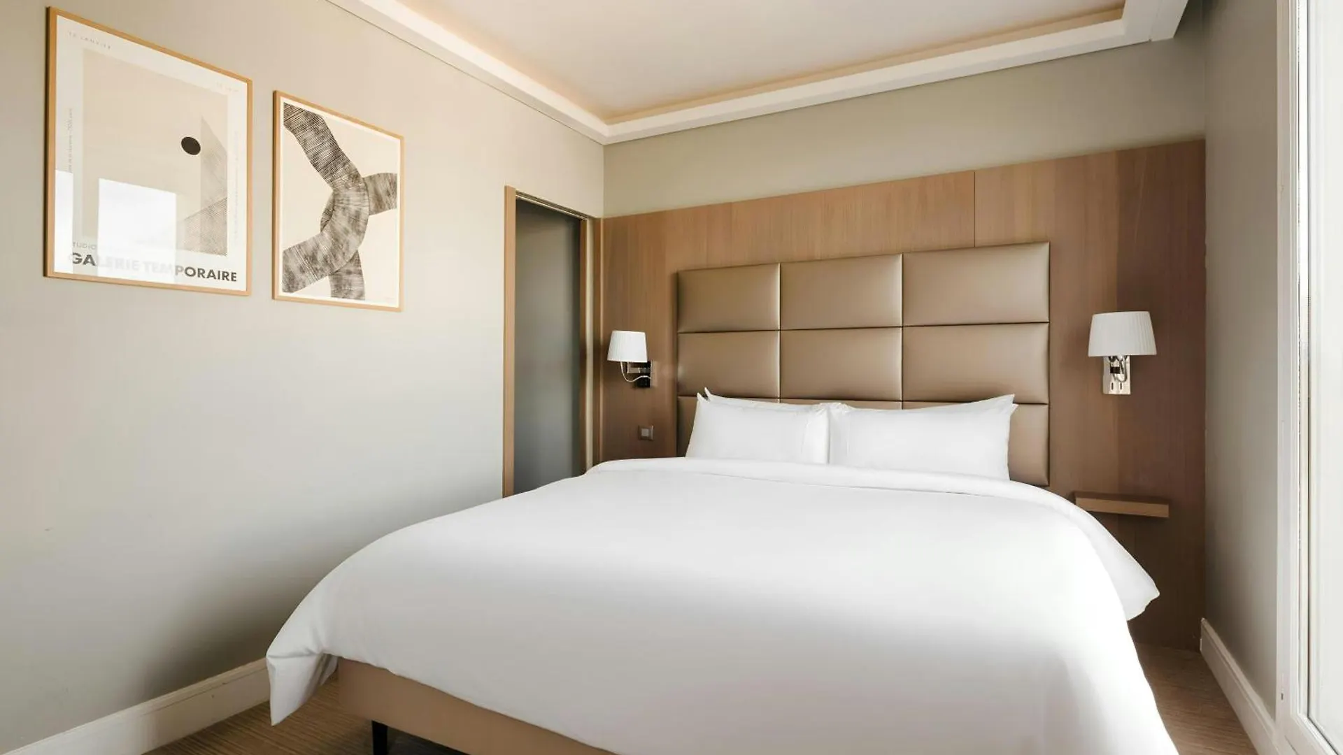 ****  Hotel Sonder L'Edmond Parc Monceau Paris Frankreich