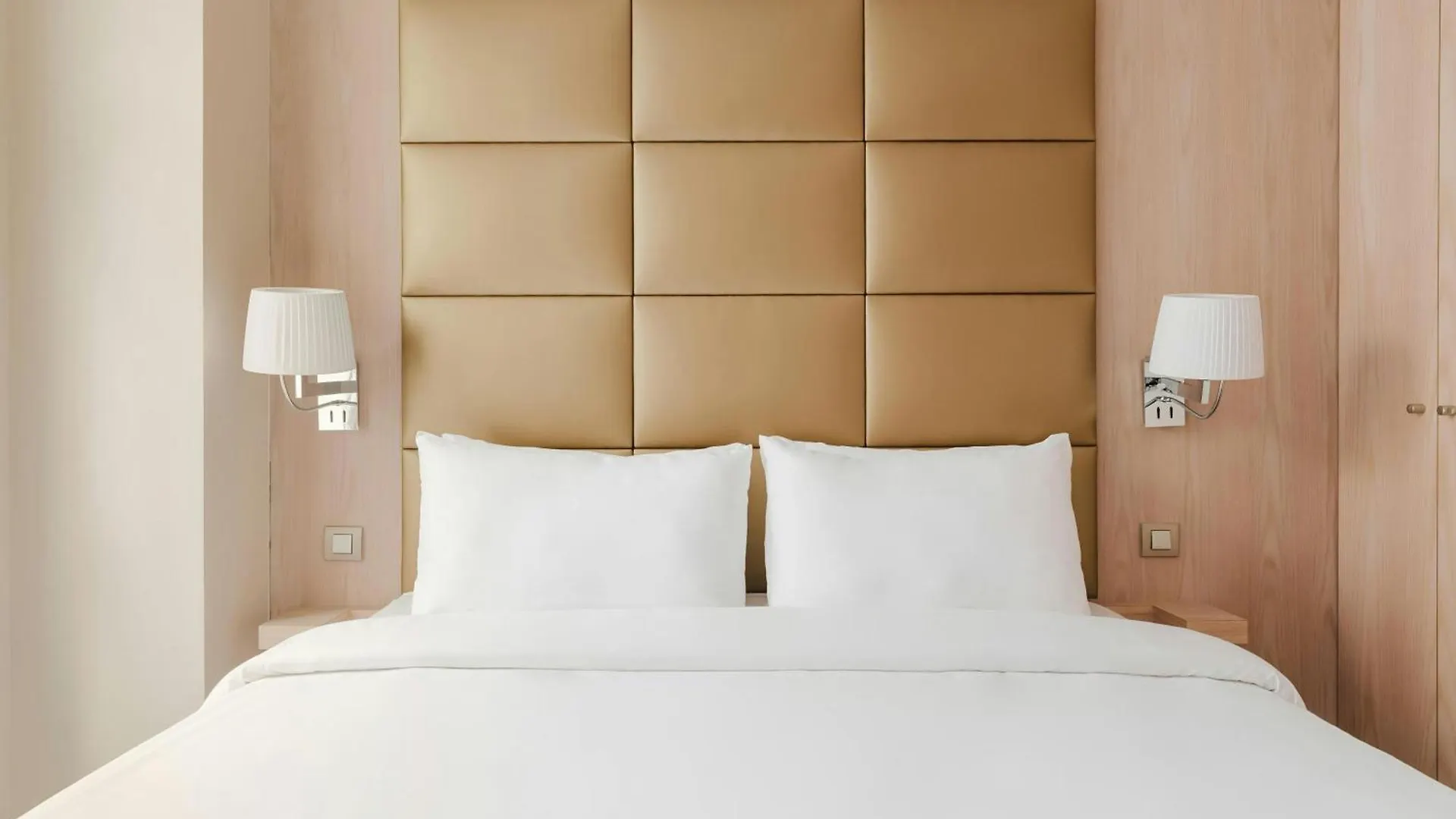 Hotel Sonder L'Edmond Parc Monceau Paris