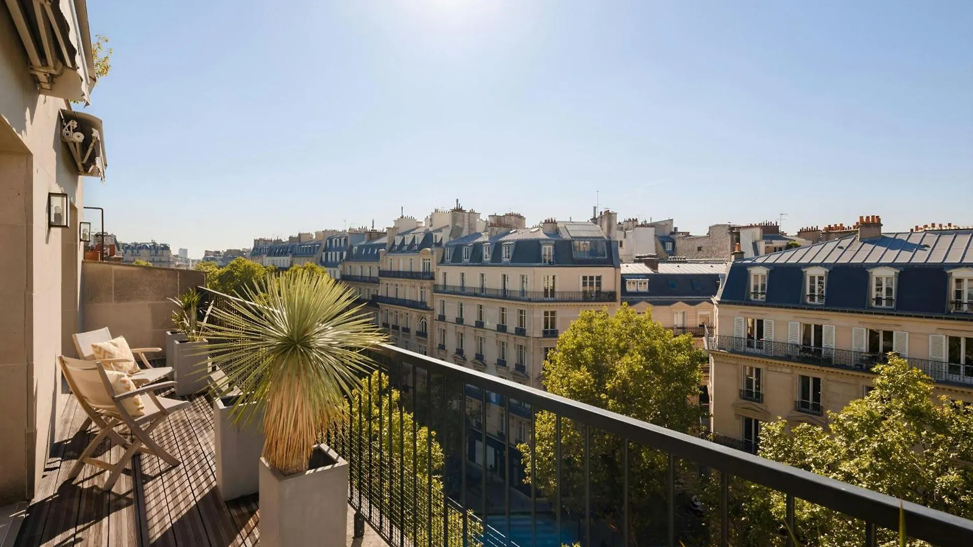 Hotel Sonder L'Edmond Parc Monceau à Paris