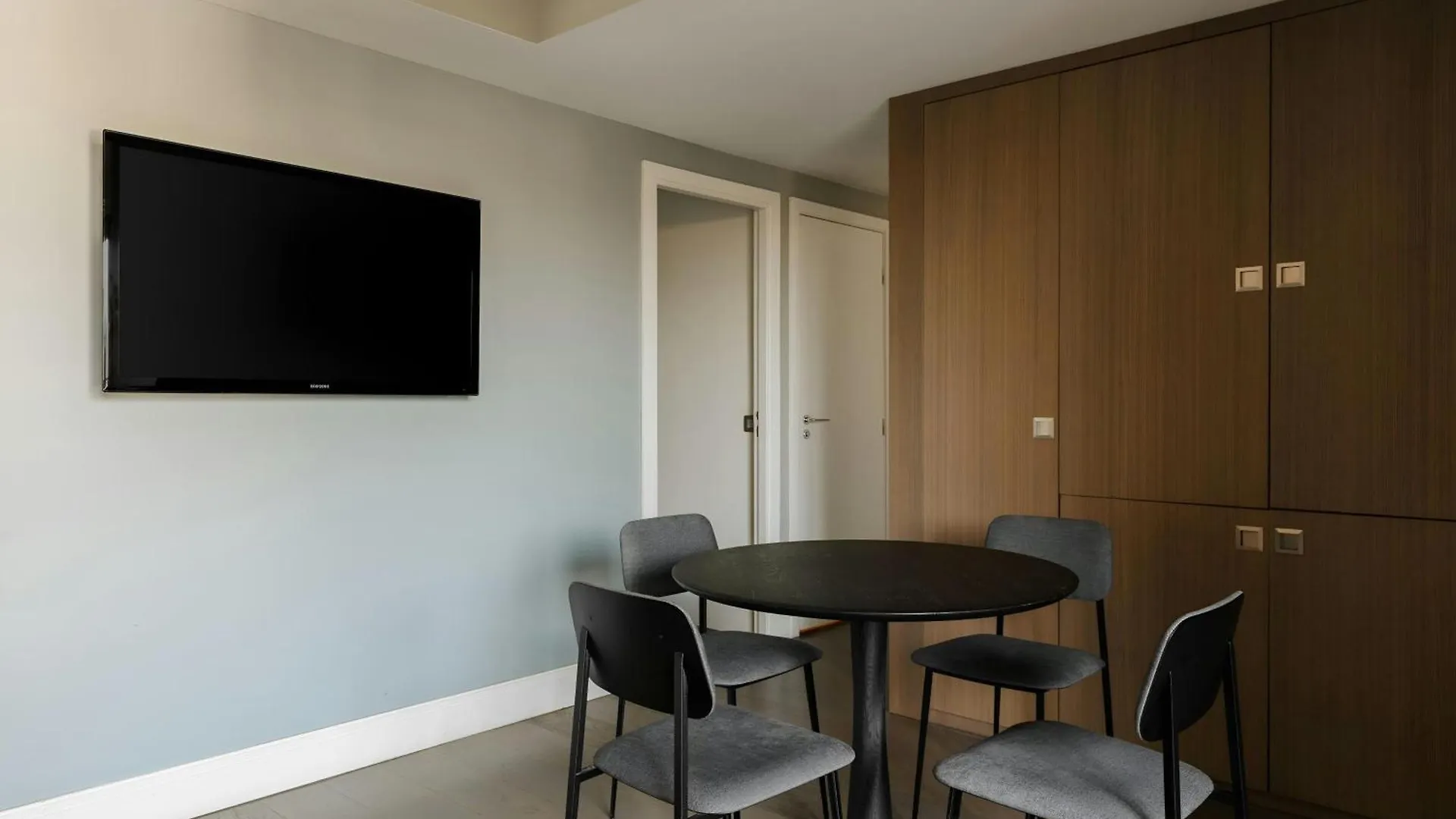 Hotel Sonder L'Edmond Parc Monceau à Paris