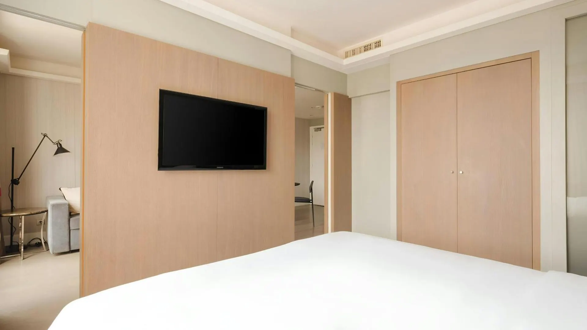 Hotel Sonder L'Edmond Parc Monceau à Paris