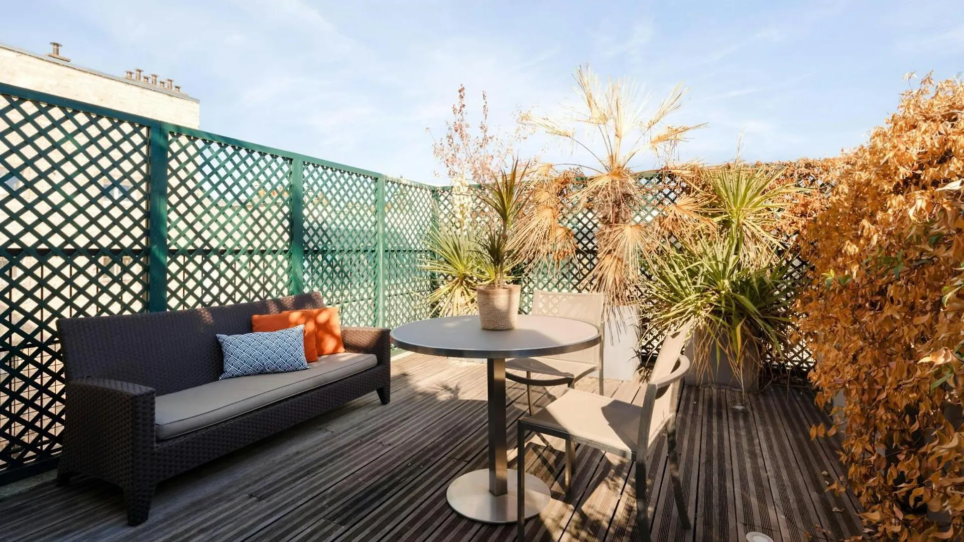 Hotel Sonder L'Edmond Parc Monceau à Paris France